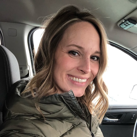 Meet your Posher, Kristin - Picture 1 of 1